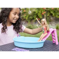 Barbie Munecas Y Peluches* Muneca Rubia De 30 Cm Con Piscina, Tobogan Y Accesorios