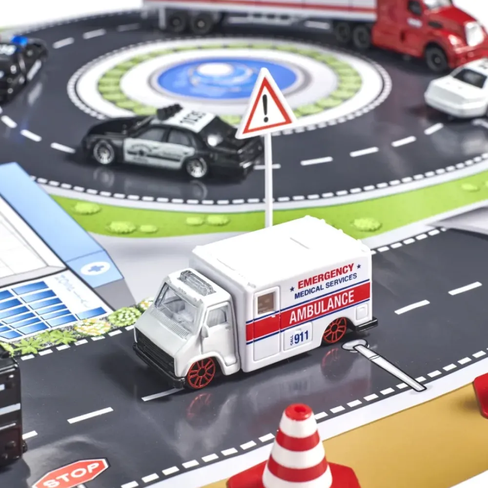 El Corte Inglés Coches, Circuitos Y Radiocontrol*Circuito Urbano Con 7 Coches Y Helicoptero Policias En Accion El Corte Ingles