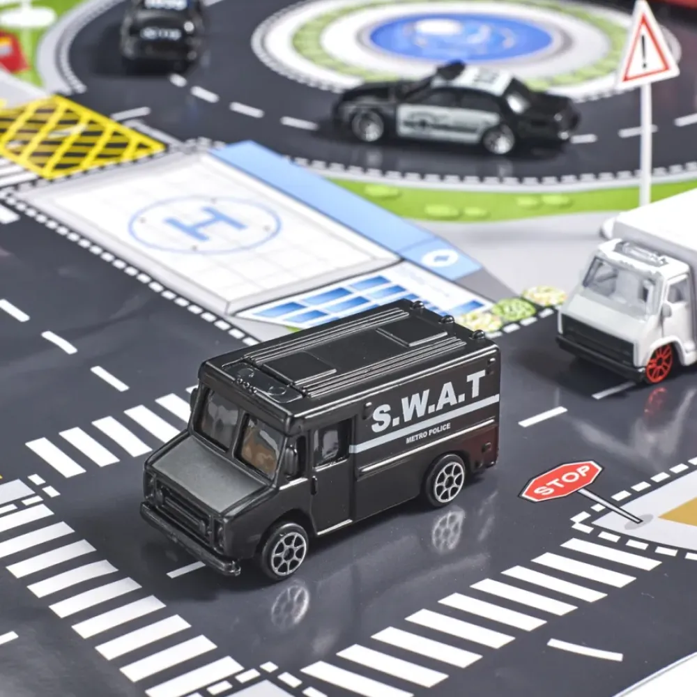 El Corte Inglés Coches, Circuitos Y Radiocontrol*Circuito Urbano Con 7 Coches Y Helicoptero Policias En Accion El Corte Ingles