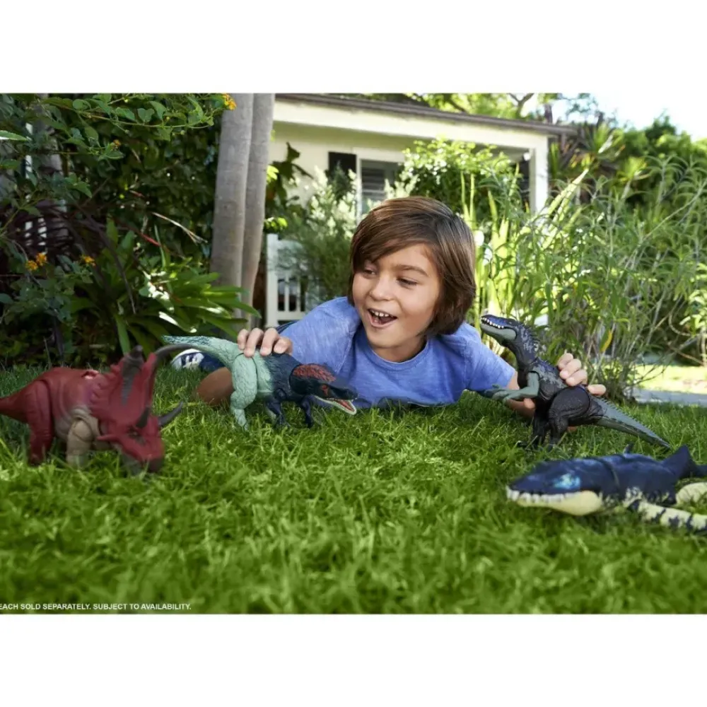 Jurassic World Muñecos Articulados*Dinosaurio Wild Roar