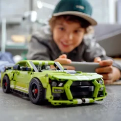 LEGO Puzzles Y Construcciones*Ford Mustang Shelby Gt500, Maqueta De Construccion De Coche Retractil, Set De Juguete Con App De Realidad Aumentada, Technic