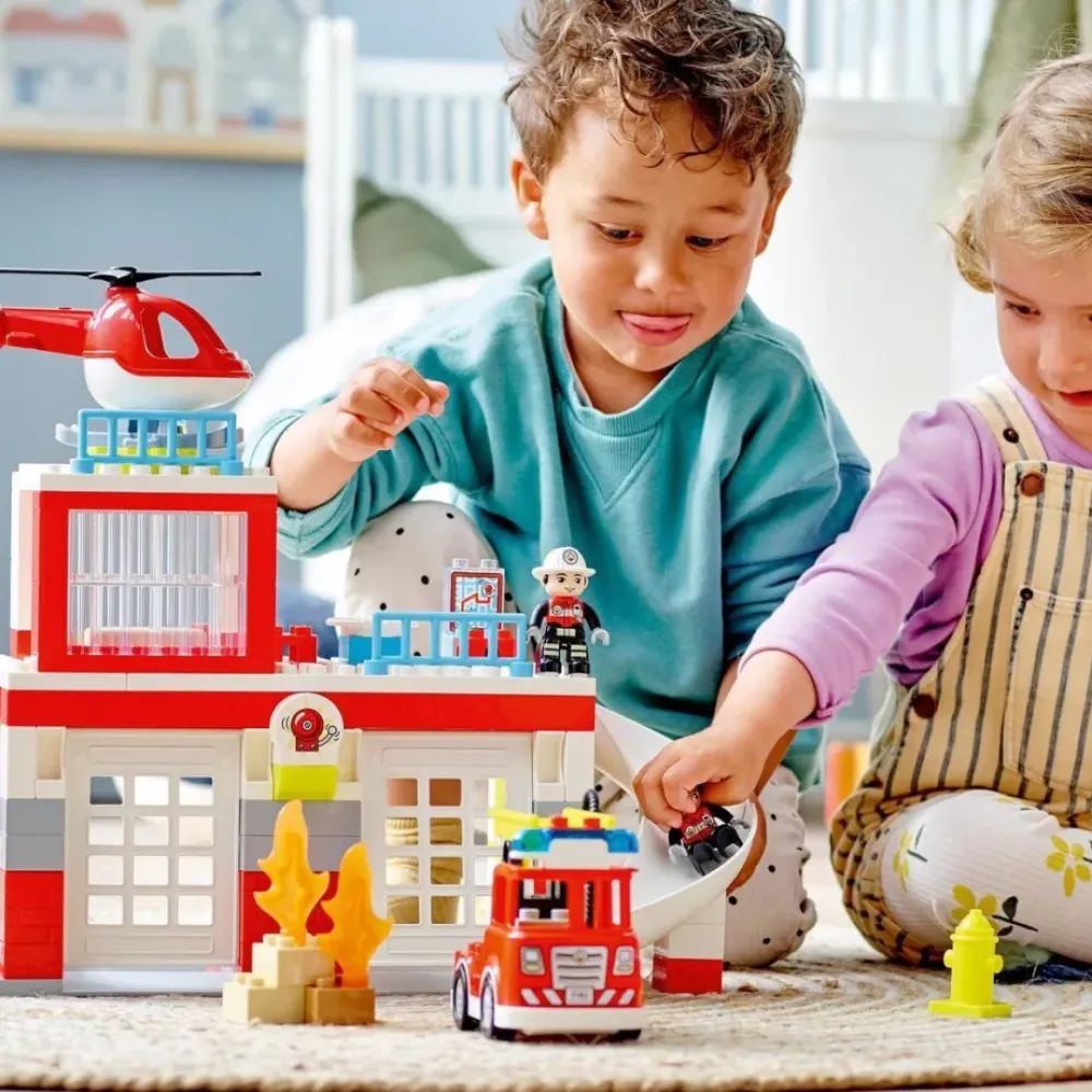 LEGO Puzzles Y Construcciones*Set De Construccion Parque De Bomberos Y Helicoptero Con Camion De Juguete Duplo